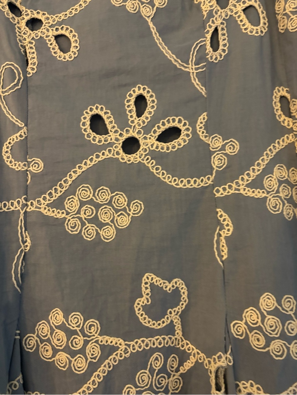 Ce Ce woven Embroidered Maxi dress in Coastal Blue. - Picture 4 of 9